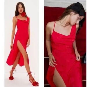For Love & Lemons llana Asymmetric Floral Satin Red Midi Dress Size M NWT